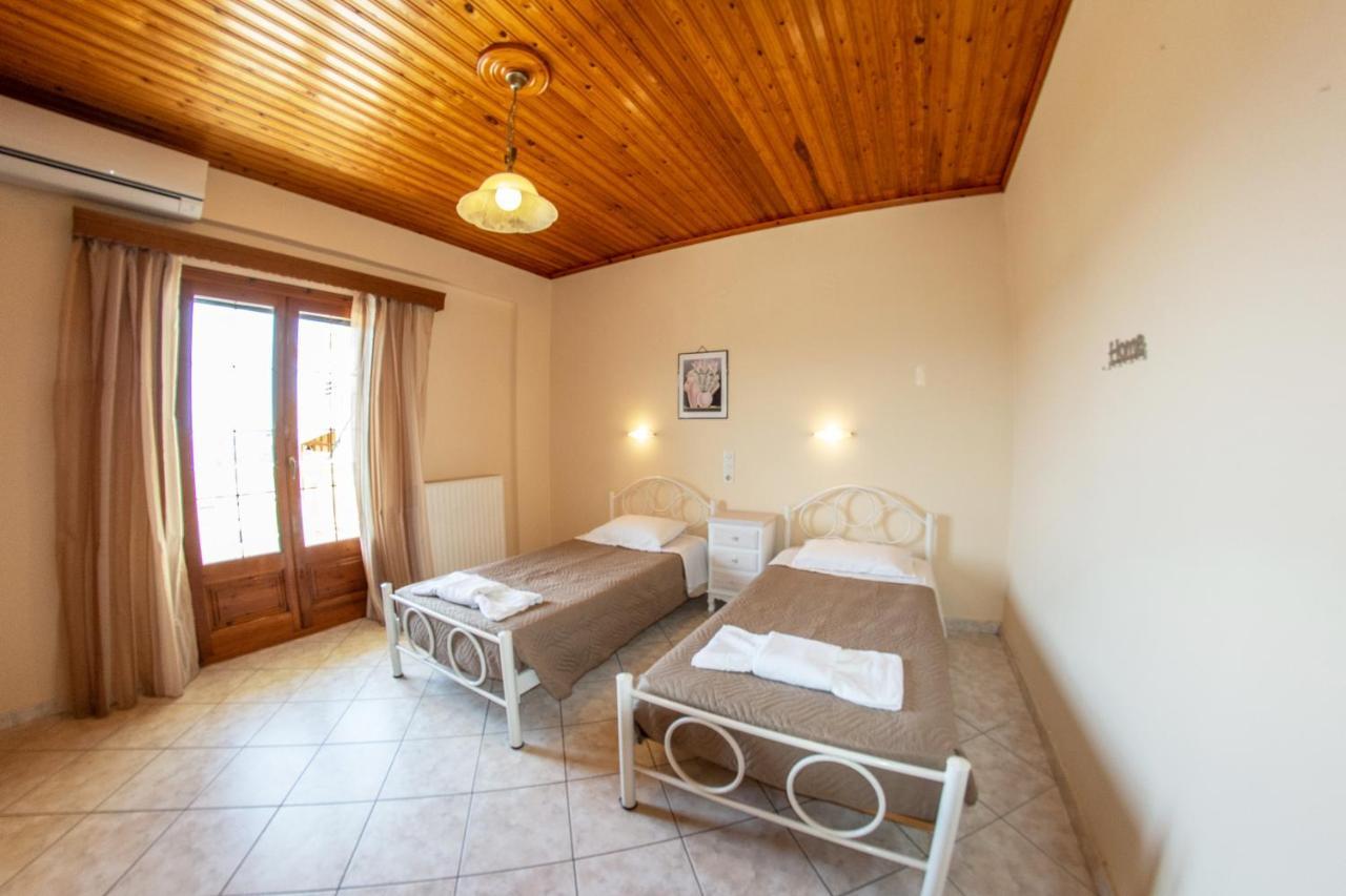 Kapetanios Apartments Agios Stefanos Avliotes  Exterior photo